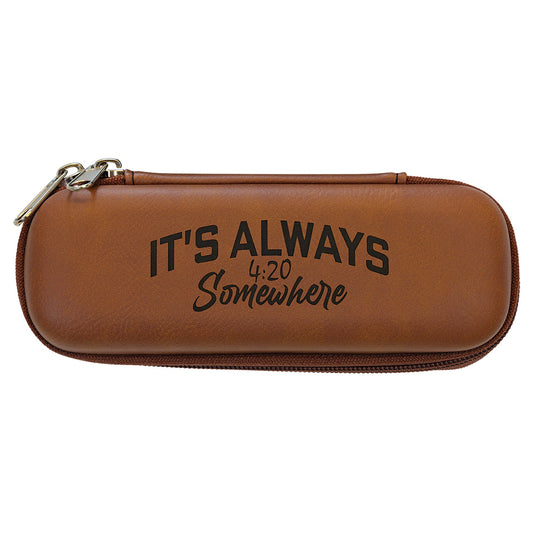 Engraved Leatherette Smoke Case - Rawhide / 7 x 2 1/2 x 1 3/4 in