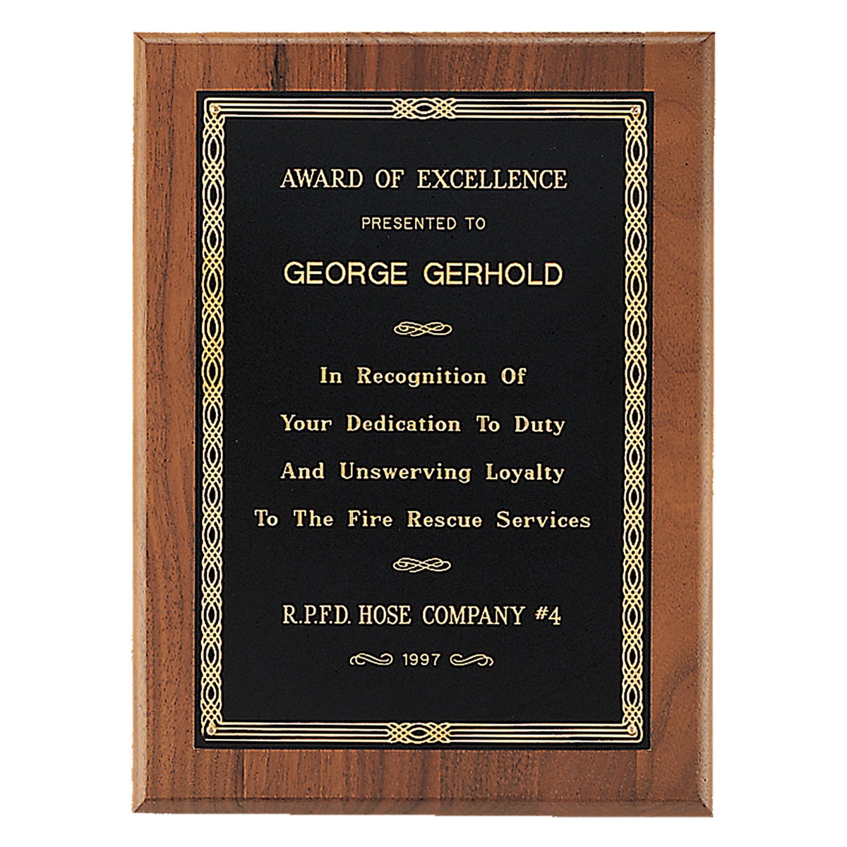 Engraved Jewelers Black and Gold Border Plate on an American Walnut Plaque (Sheffield Series)
